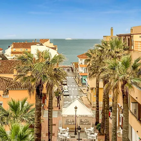 2 Bedroom Cozy In Sabinillas Apartment